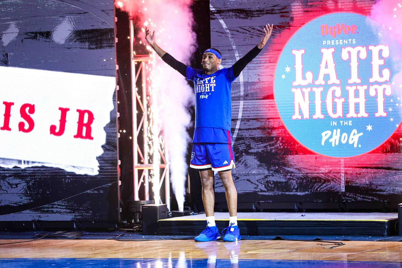 No snub this time: KU PG Dajuan Harris Jr. lands on Cousy watch list