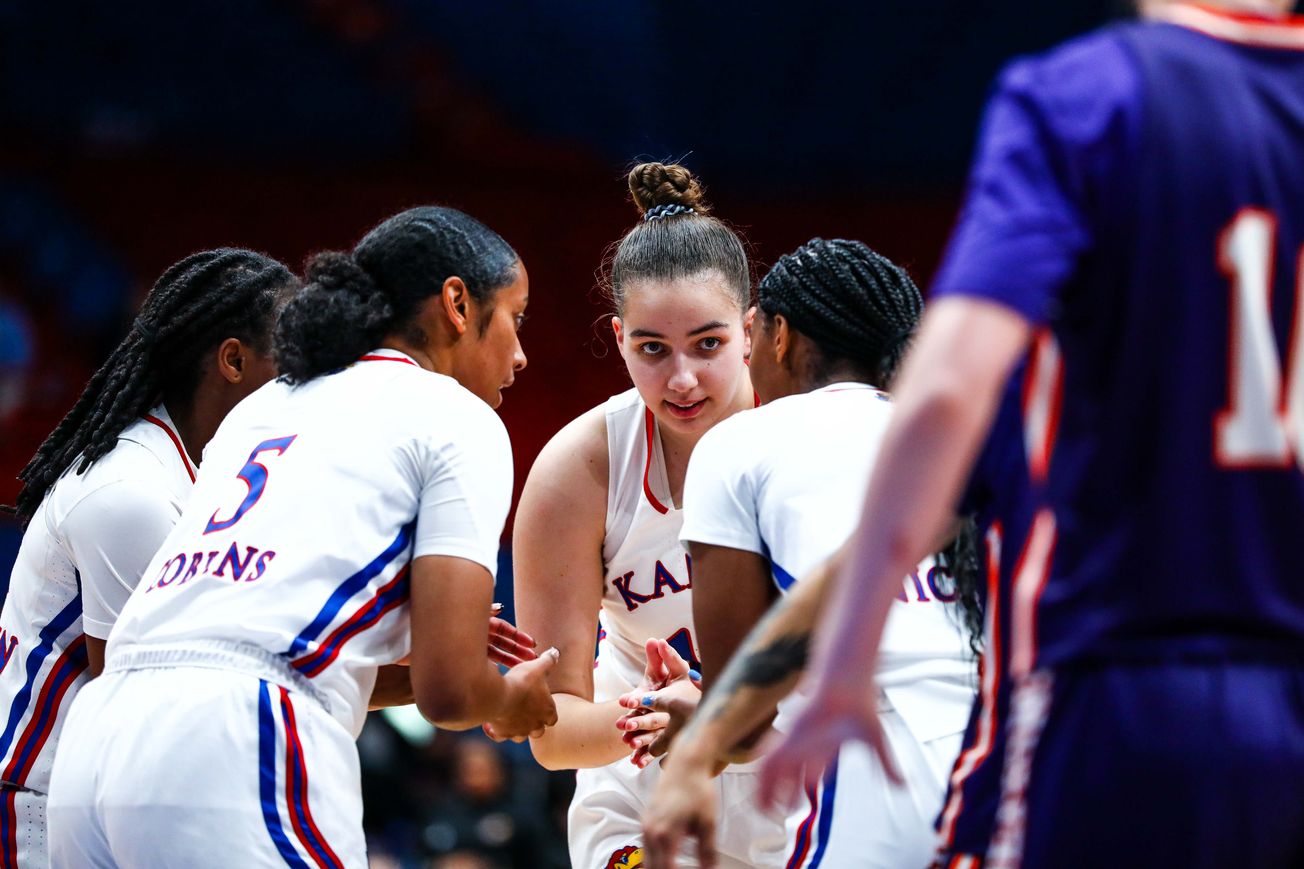 Photo Gallery: Kansas 88, Northwestern St. 46