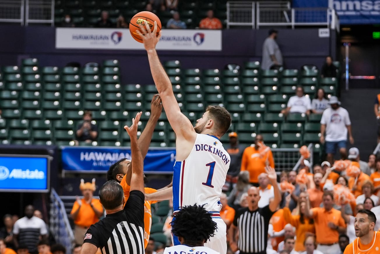 Moments That Popped: No. 1 Kansas 69, No. 7 Tennessee 60