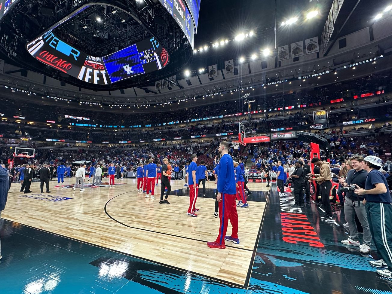 Photo Gallery: KU-Kentucky at the Champions Classic in Chicago