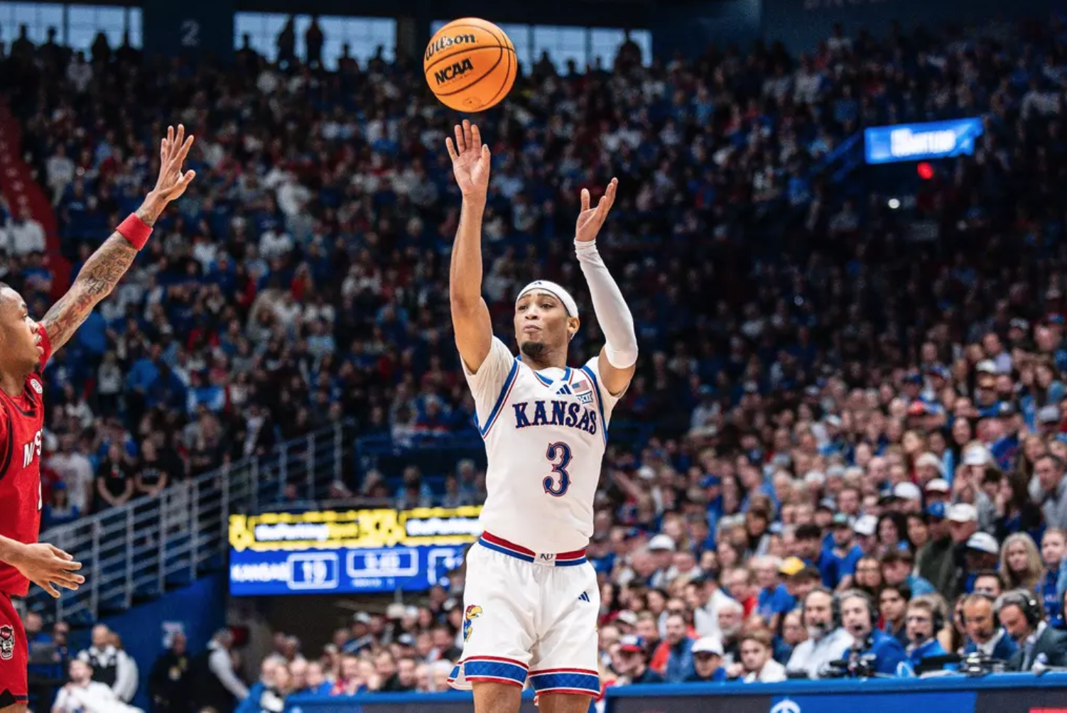 KU's latest 1,000-point scorer