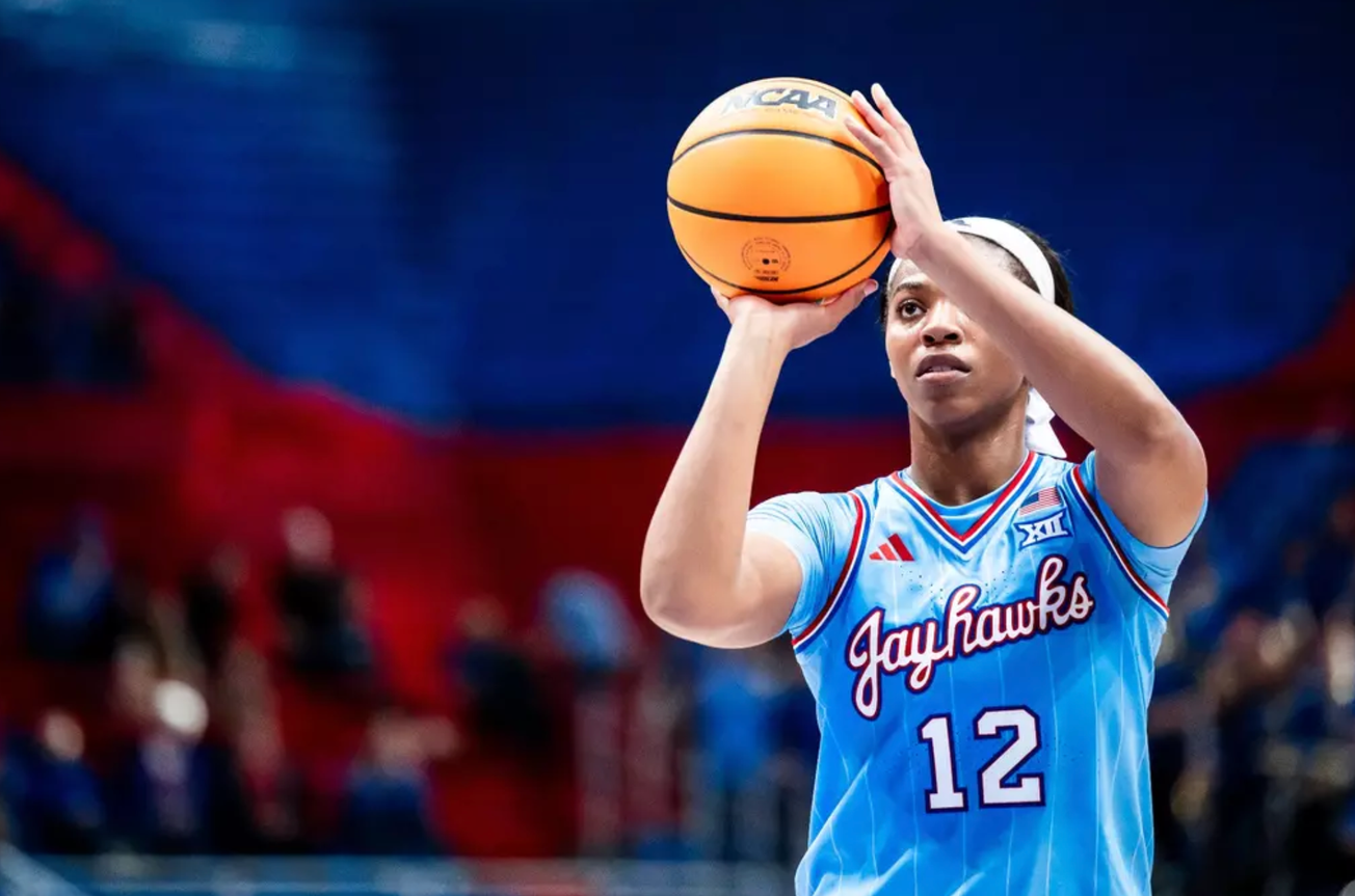 Junior point guard S'Mya Nichols snags significant school record